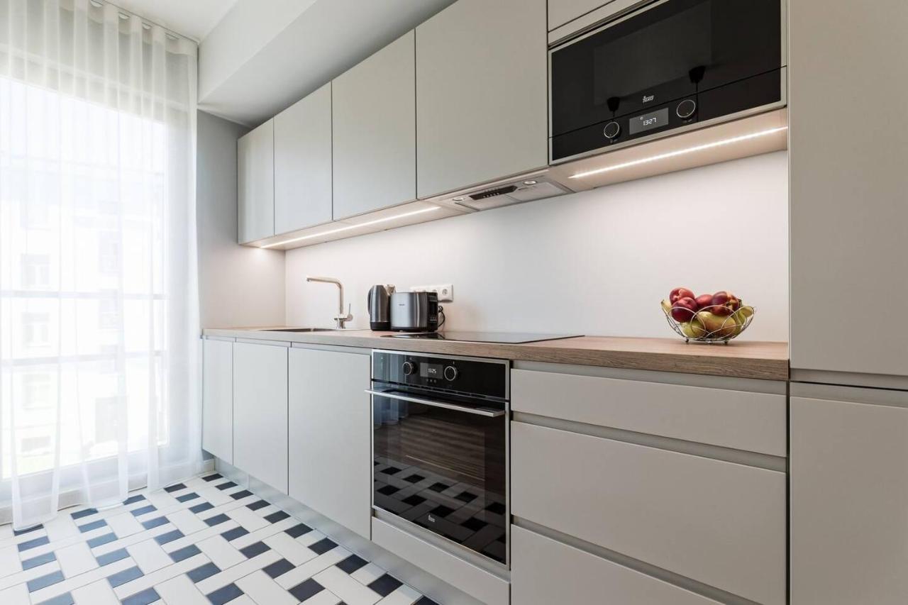 Central Apartments, Quiet With Free Parking And Ac. Talin Exterior foto