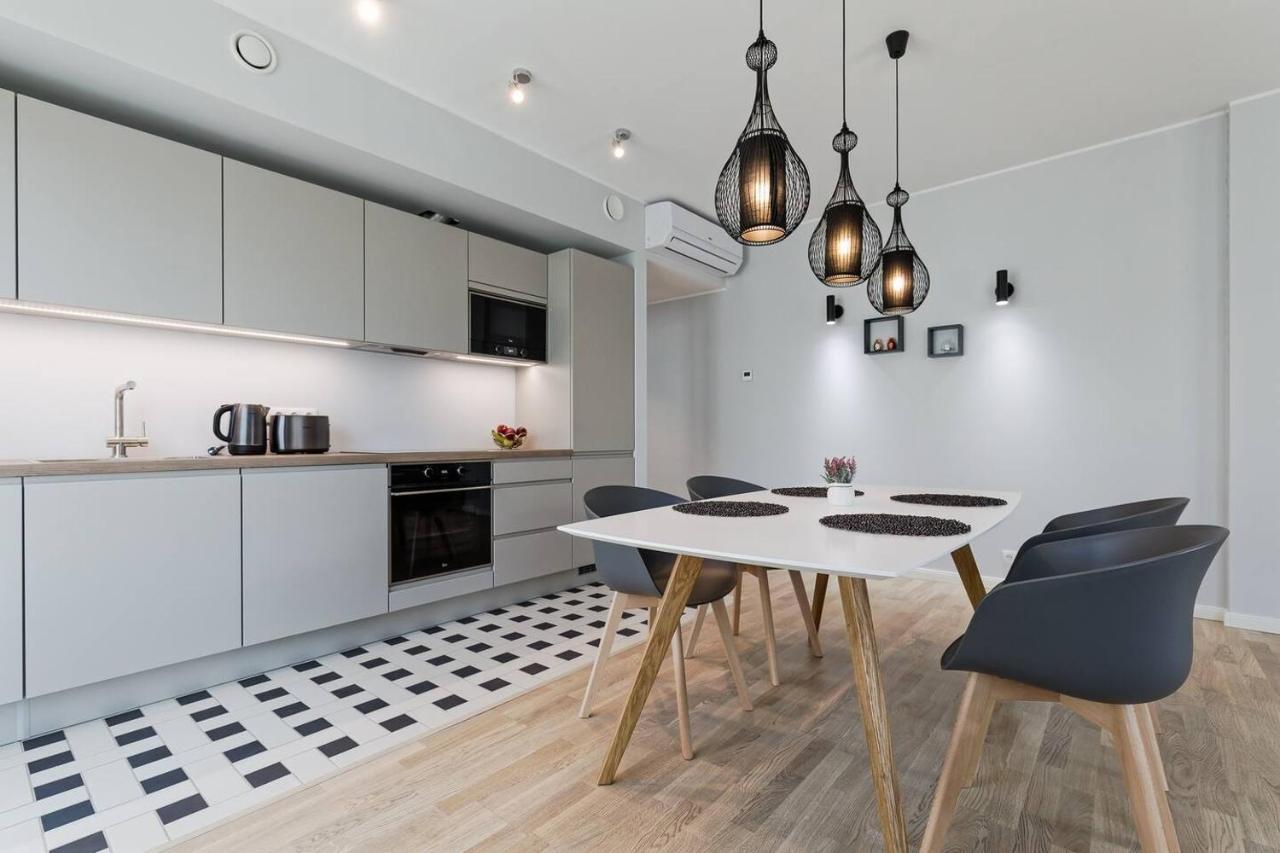 Central Apartments, Quiet With Free Parking And Ac. Talin Exterior foto