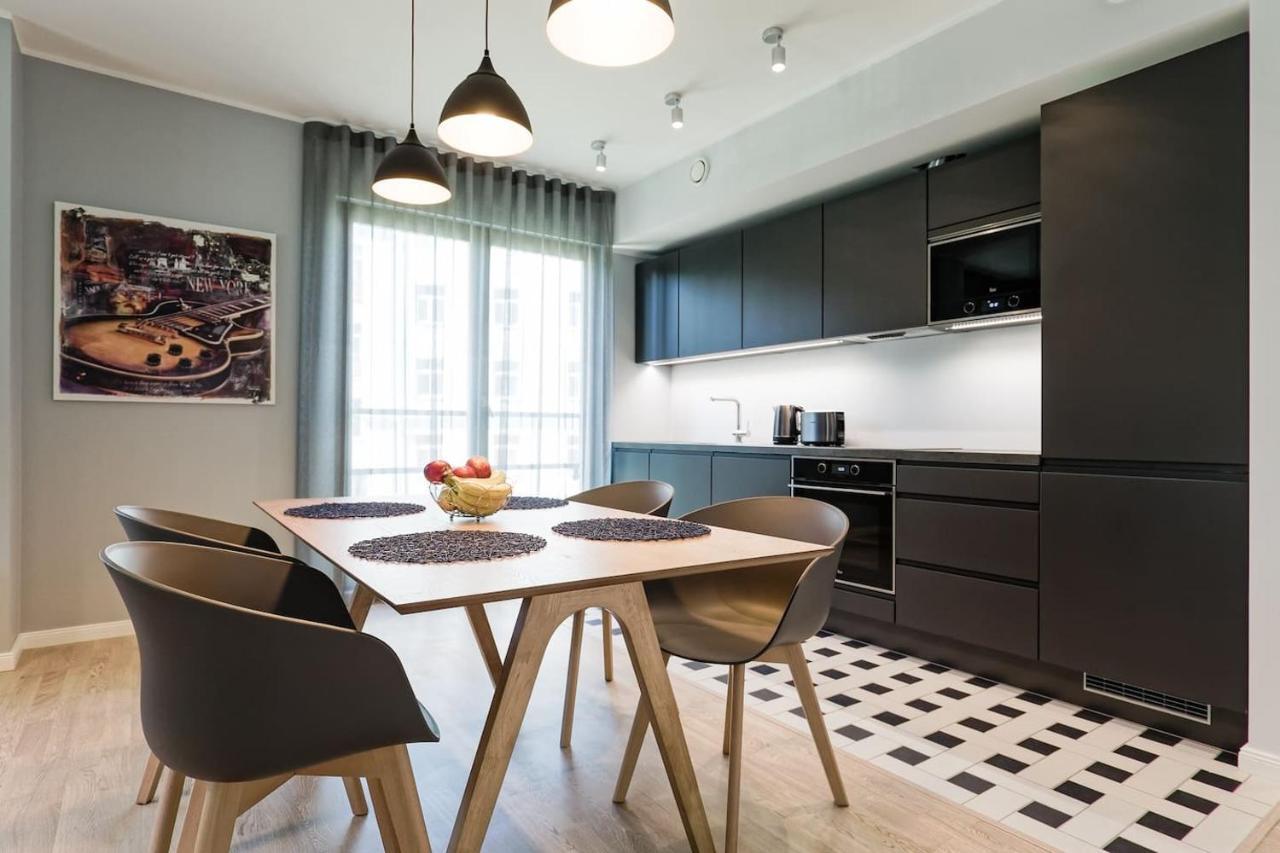 Central Apartments, Quiet With Free Parking And Ac. Talin Exterior foto