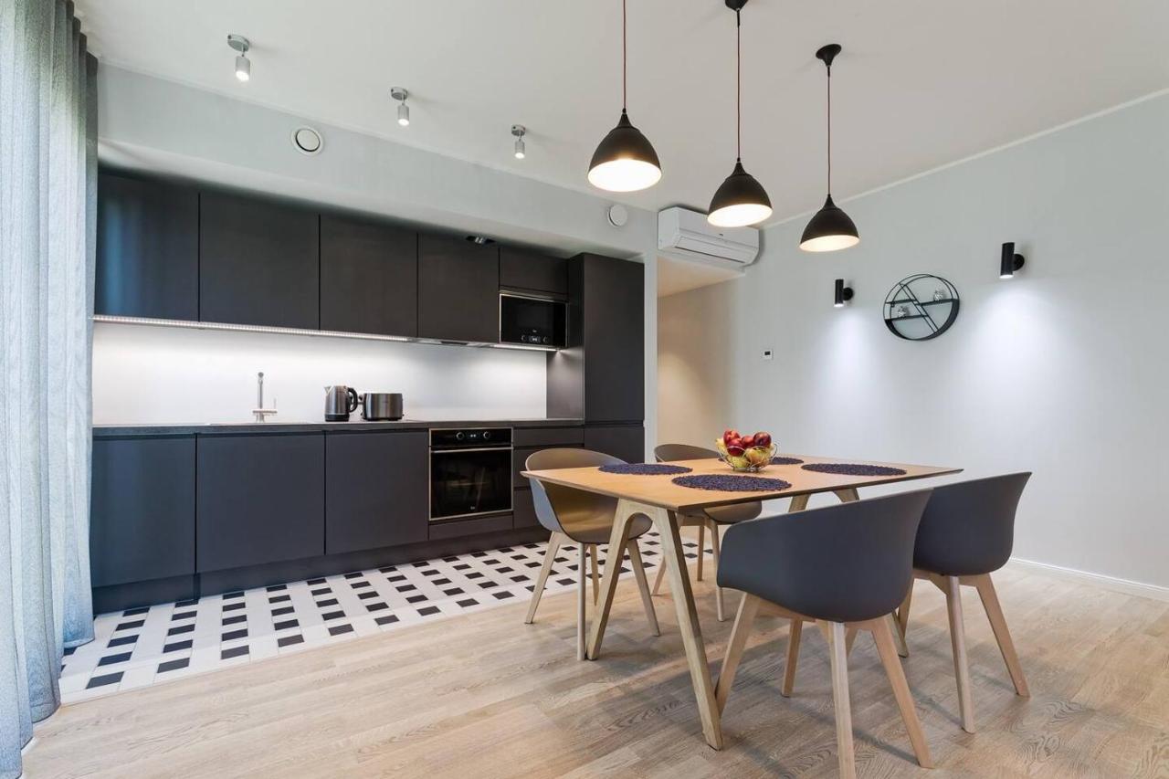 Central Apartments, Quiet With Free Parking And Ac. Talin Exterior foto